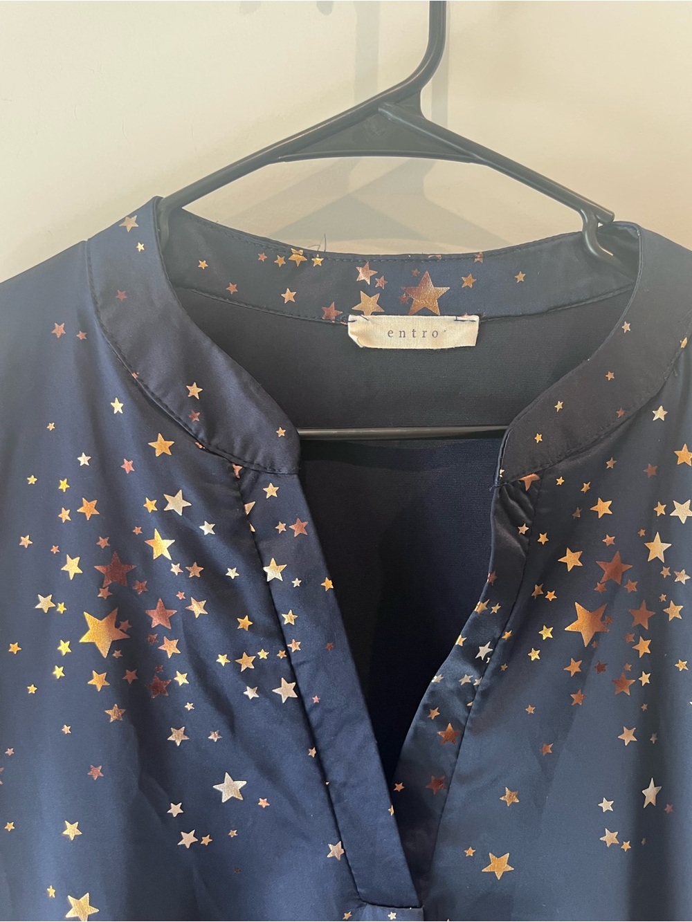 Entro Navy Top with Metallic Gold Star Print Size XL - Picture 6 of 16